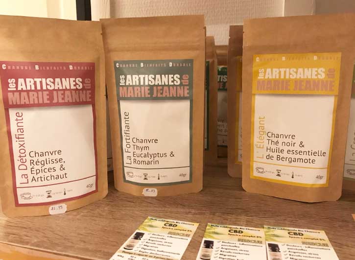 produits au cbd et notamment tisanes et thés proposés dans mon salon de massage à Maraussan